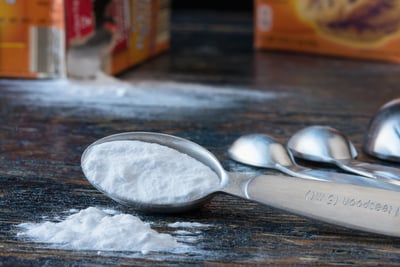 baking-soda-spilling-from-measuring-spoon.jpg